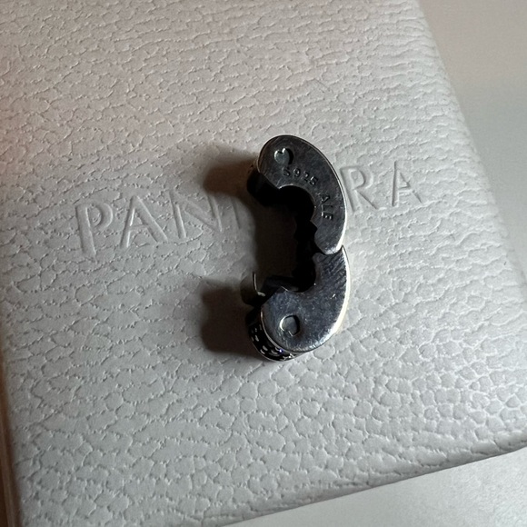 Pandora Rainbow Arc of Love Heart Clip - Picture 6 of 6